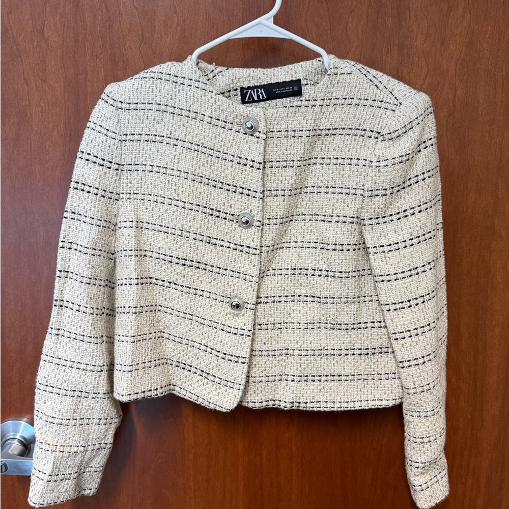 Zara Women's Cream and Black Tweed Blazer